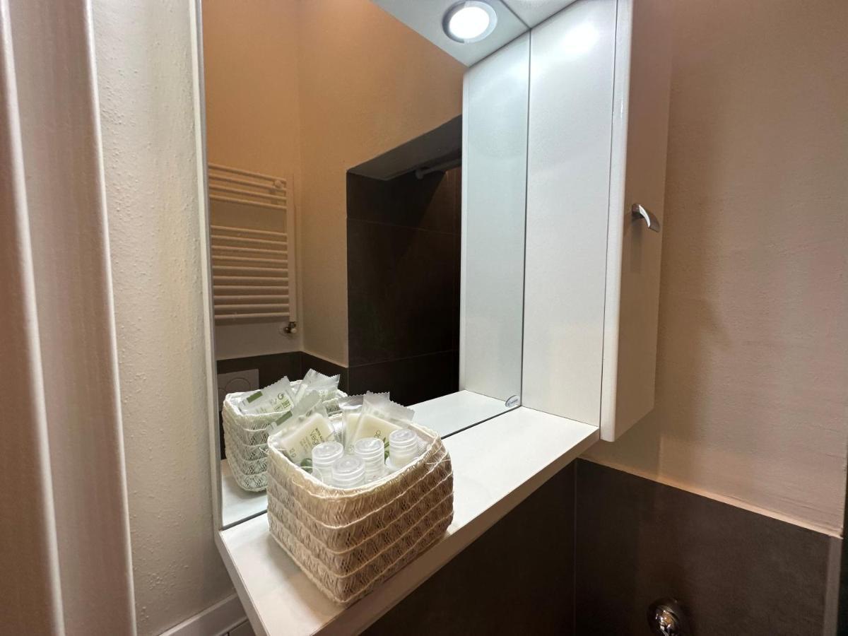 פירנצה Bonnie Boutique Apartment מראה חיצוני תמונה